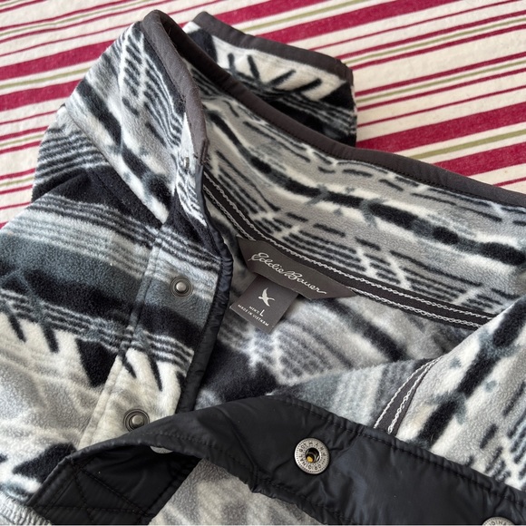 Eddie Bauer Fleece Pullover Size L - Picture 6 of 6